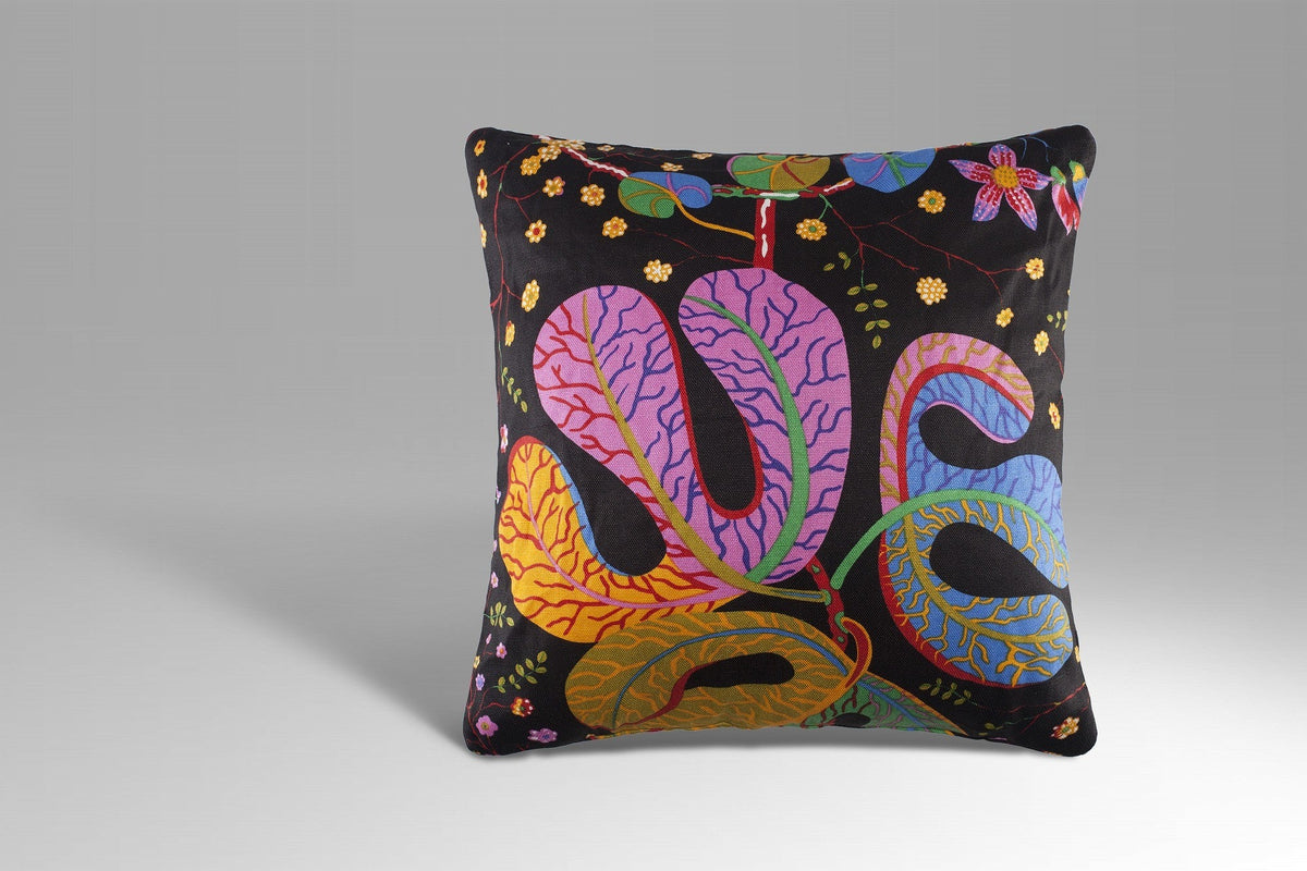 Cojín diseño floral