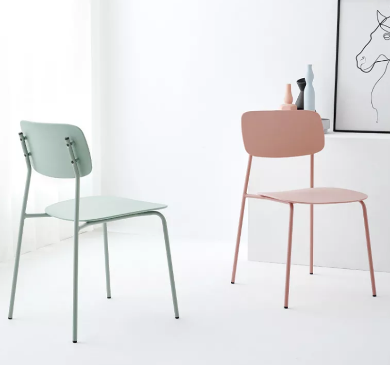 Silla de comedor apilable Minerva