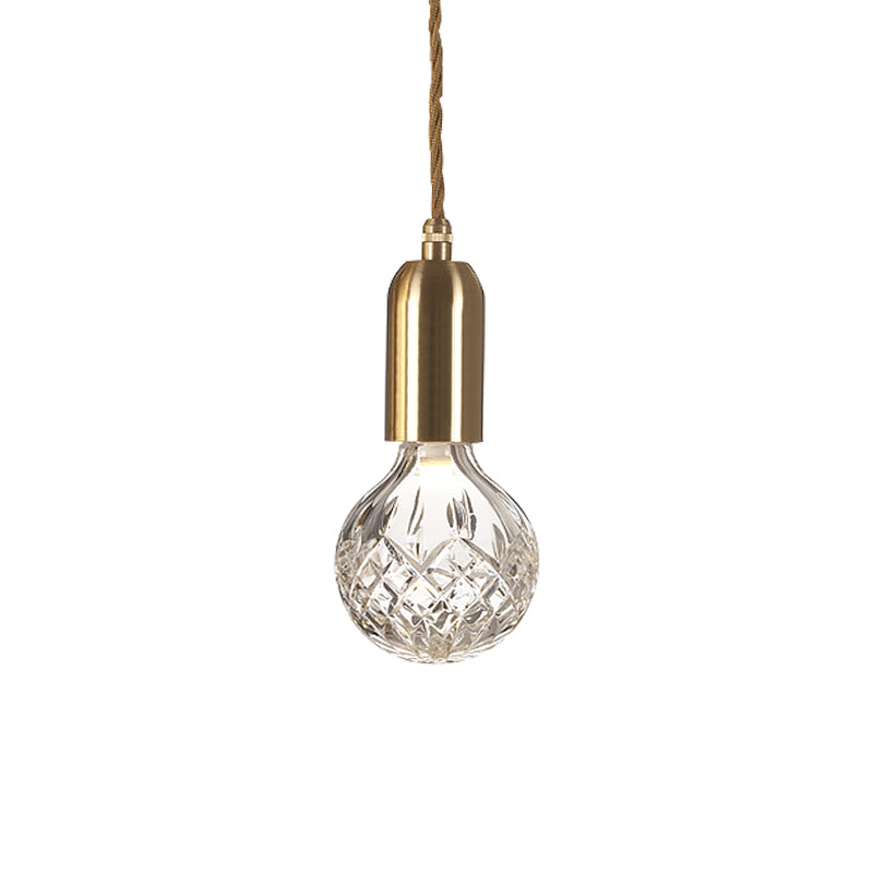Plafonnier en cristal et métal doré Frederick