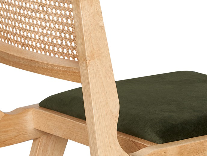 Silla de comedor madera y ratán Canitt terciopelo verde