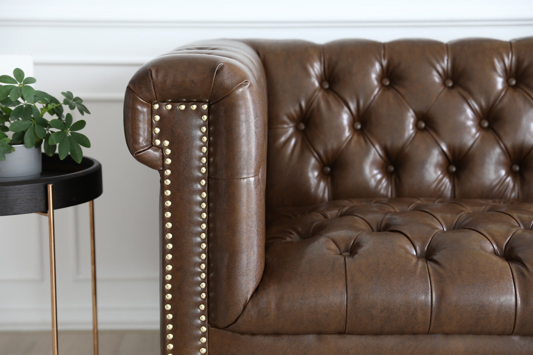 Canapé Chesterfield 3 places en PU marron Pool