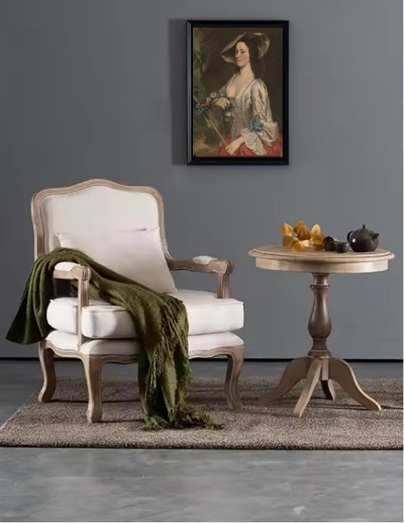 Fauteuil de style Louis XV français en lin beige